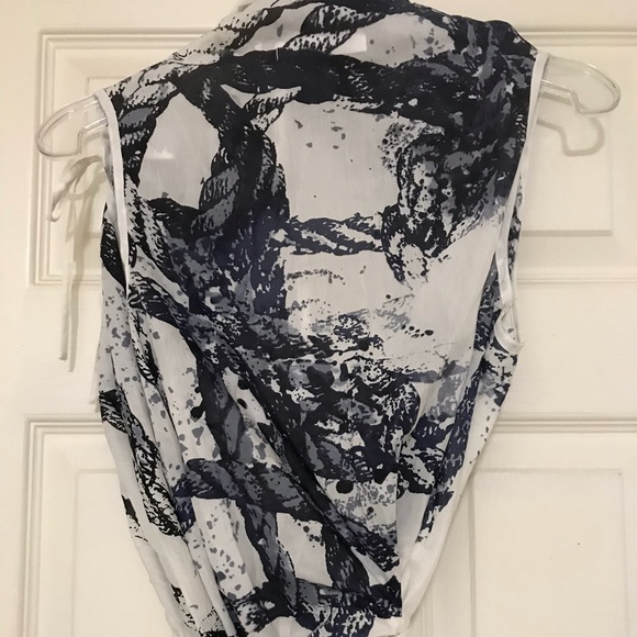 L.A.M.B. Rope print wrap Top - Picture 14 of 15